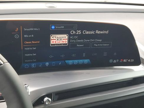 New 2026 Cadillac Vistiq Sport image 13