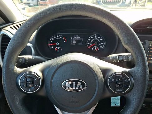 Used 2021 Kia Soul S image 18