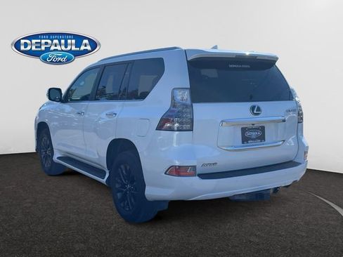 Used 2020 Lexus GX 460 Premium image 3