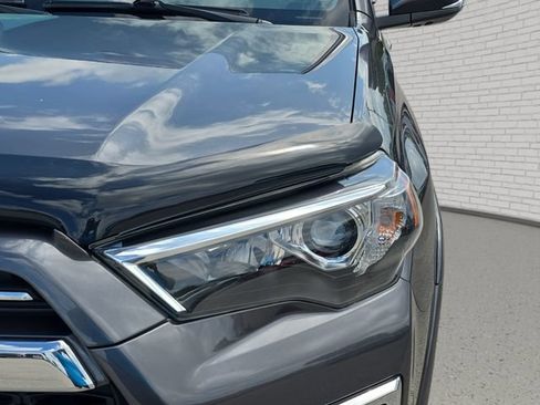 Used 2022 Toyota 4Runner Limited RWD image 32