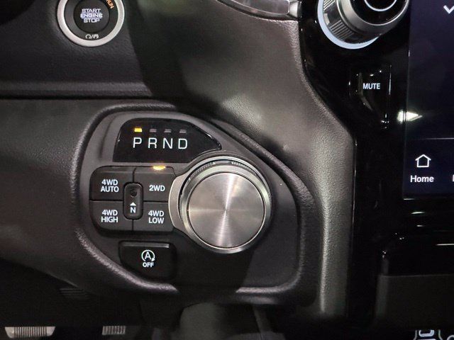 Used 2026 RAM 1500 Laramie AWD/4WD image 31