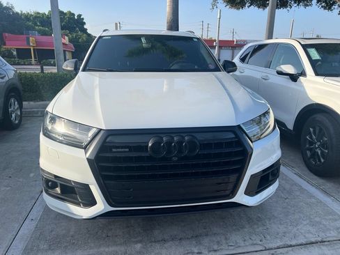 Used 2019 Audi Q7 3.0T Prestige w/ Prestige Package AWD/4WD image 2
