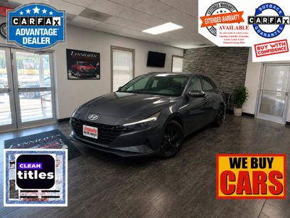 Used 2023 Hyundai Elantra SEL w/ Cargo Package
