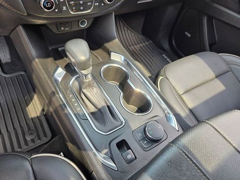 Certified 2023 Chevrolet Traverse Premier w/ Redline Edition image 28