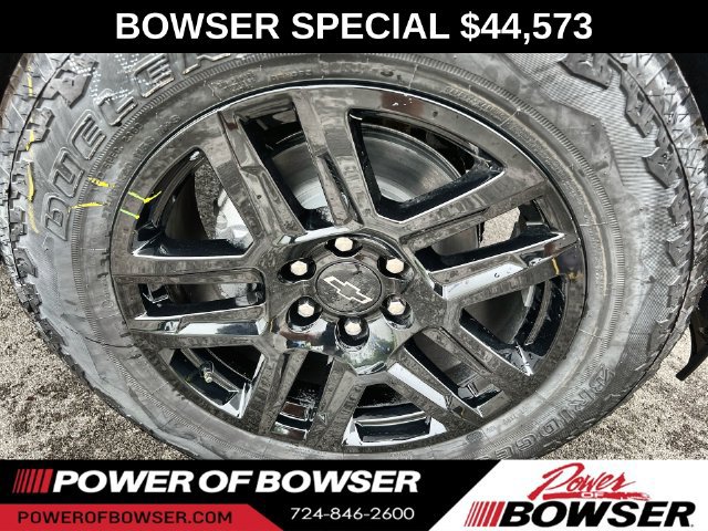 Used 2024 Chevrolet Silverado 1500 RST w/ Convenience Package II AWD/4WD image 10