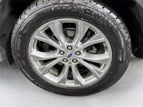 Used 2020 Ford Explorer Limited image 31