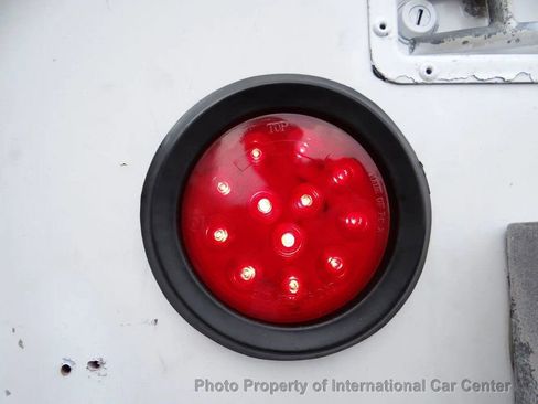 Used 2004 Ford F350 2WD Regular Cab Super Duty image 13