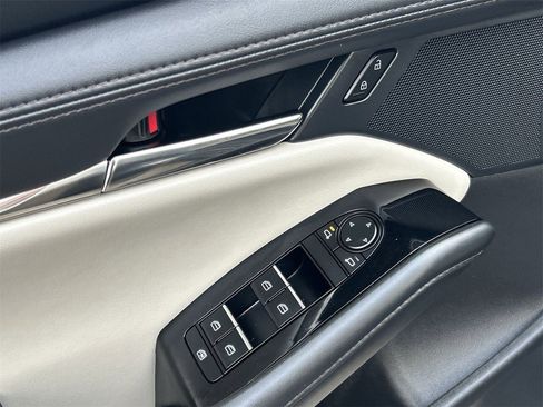 Used 2024 MAZDA MAZDA3 s image 18