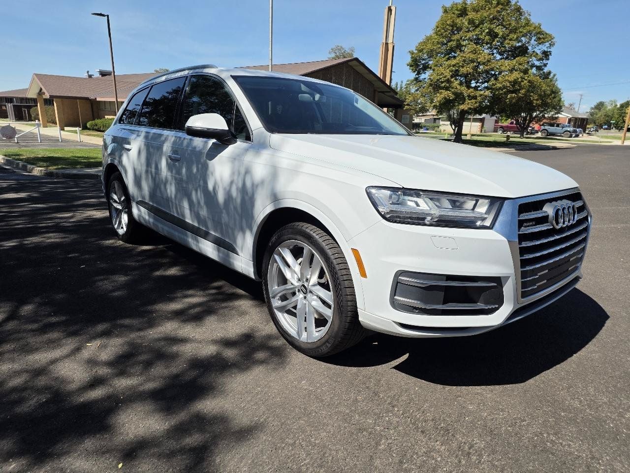 Used 2017 Audi Q7 3.0T Prestige AWD/4WD image 9