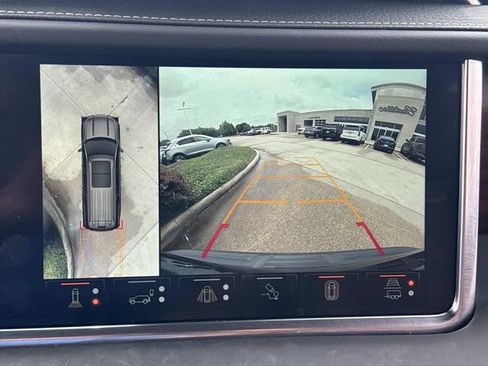 Used 2024 GMC Yukon Denali Ultimate w/ LPO, Floor Liner Package AWD/4WD image 28