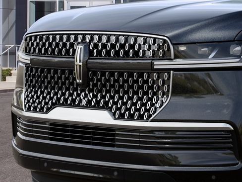 New 2027 Lincoln Navigator L Reserve AWD/4WD image 42
