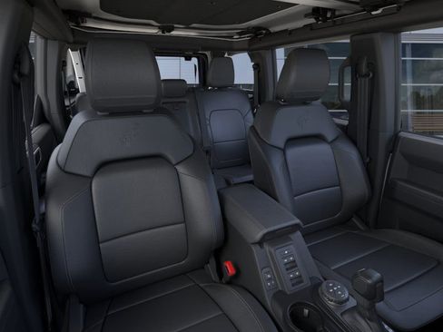 New 2025 Ford Bronco Badlands image 10