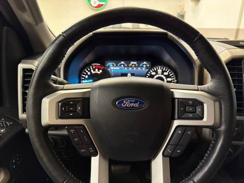 Used 2019 Ford F150 Lariat w/ Equipment Group 502A Luxury image 23