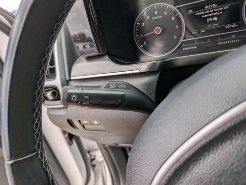 Used 2021 Kia Sorento S w/ Panoramic Sunroof Package FWD image 33