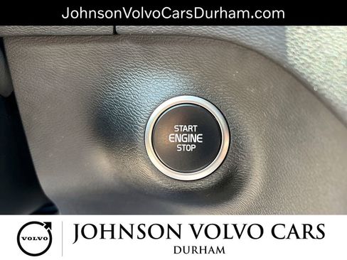 Used 2019 Volvo XC40 T5 Momentum AWD/4WD image 21