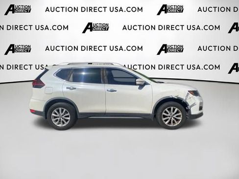 Used 2018 Nissan Rogue SV AWD/4WD image 8