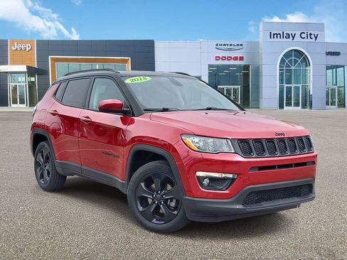 Used 2018 Jeep Compass Latitude AWD/4WD image 1