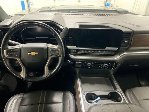 Used 2024 Chevrolet Silverado 3500 High Country w/ High Country Premium Package AWD/4WD image 13