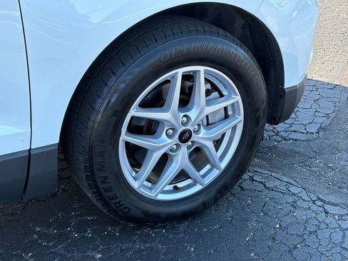 Used 2023 Ford Edge SEL AWD/4WD image 9