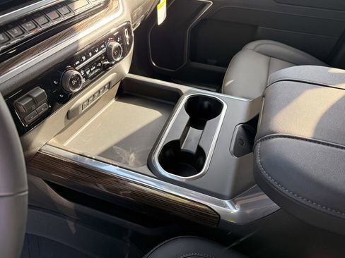 New 2026 Chevrolet Silverado 3500 LT w/ All Star Edition AWD/4WD image 23
