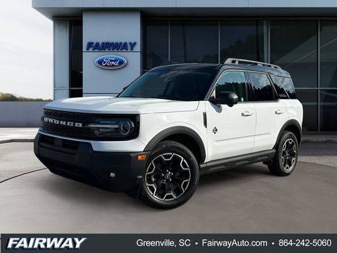 Used 2025 Ford Bronco Sport Outer Banks w/ Outer Banks Tech Package+ AWD/4WD image 1