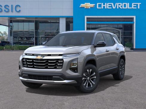 New 2026 Chevrolet Equinox LT w/ Safety and Technology Package image 6