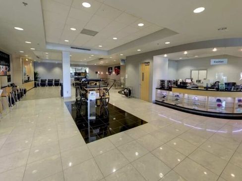 Used 2011 Mercedes-Benz E 350 Sedan image 8