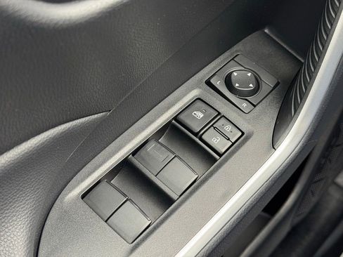 Certified 2025 Toyota RAV4 LE image 31