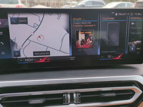 Used 2023 BMW 330i xDrive Sedan w/ Premium Package image 22