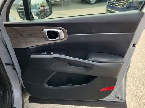 Used 2023 Kia Sorento EX w/ Panoramic Sunroof Package image 37