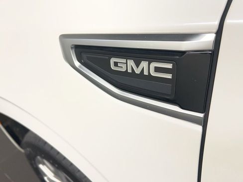 Used 2021 GMC Yukon Denali w/ Denali Premium Package AWD/4WD image 37