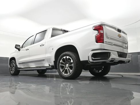 Used 2024 Chevrolet Silverado 1500 High Country AWD/4WD image 26
