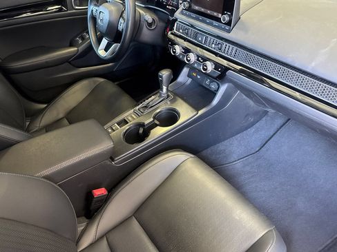 Used 2024 Honda Civic EX-L image 19