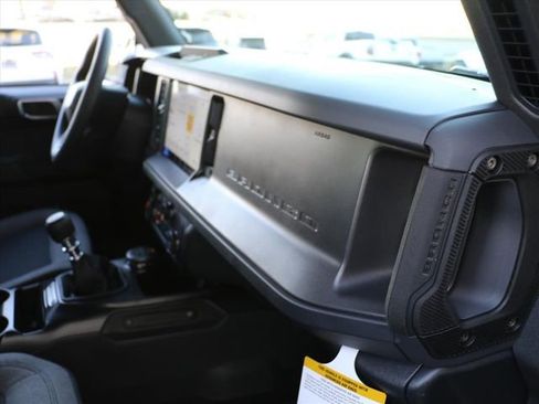 New 2025 Ford Bronco 4-Door image 11