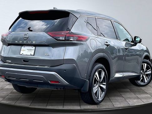 Used 2023 Nissan Rogue SL w/ SL Premium Package FWD image 2