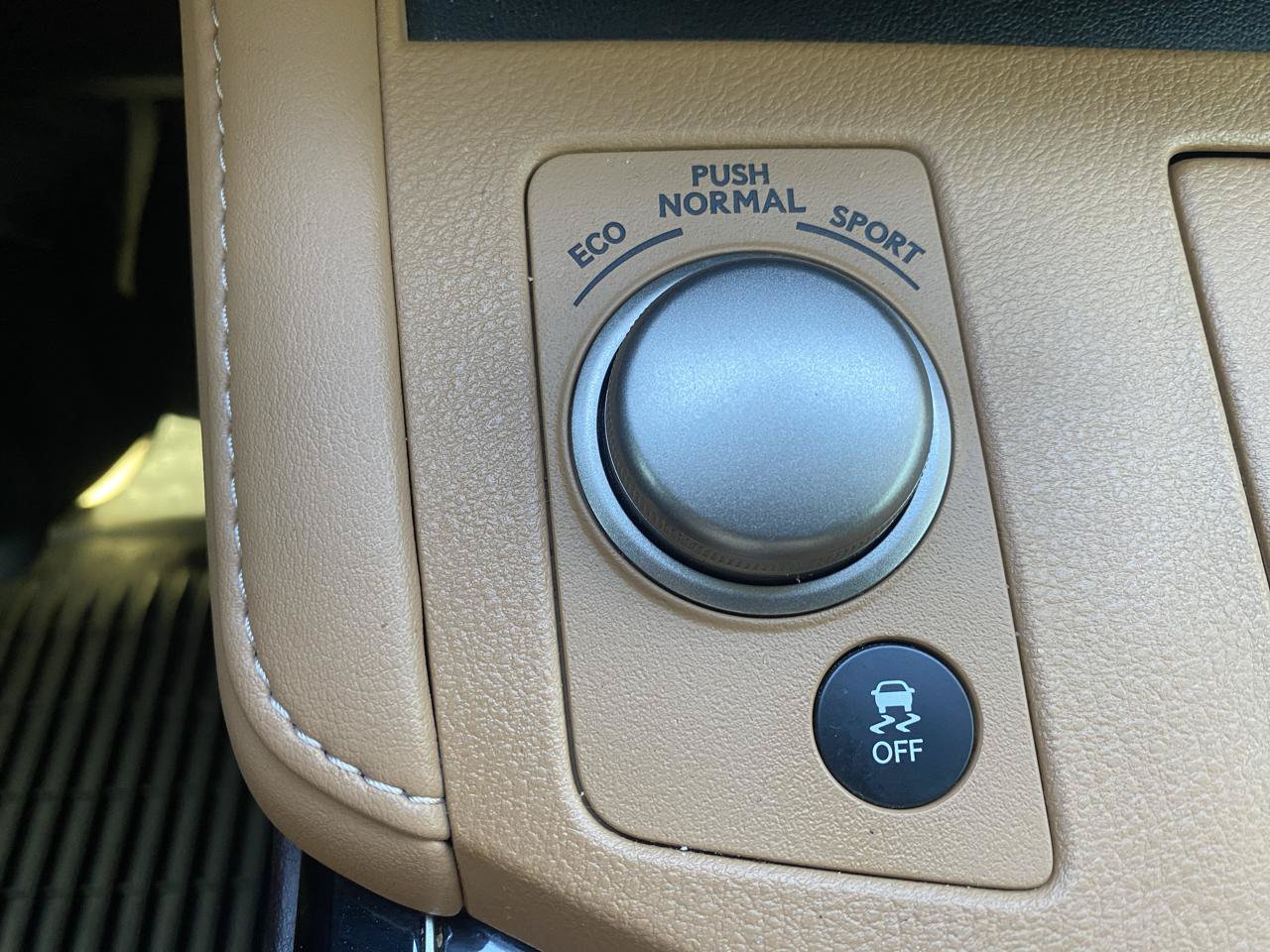Used 2016 Lexus ES 350 w/ Accessory Package FWD image 15