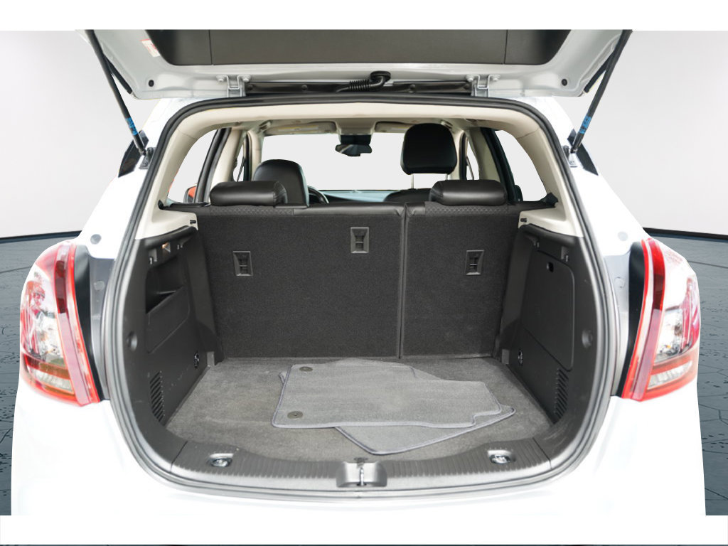 Used 2022 Buick Encore Preferred w/ Safety Package FWD image 31
