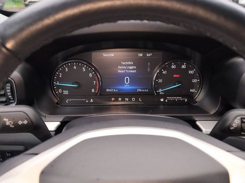 Used 2023 Ford Explorer XLT w/ Equipment Group 202A AWD/4WD image 16