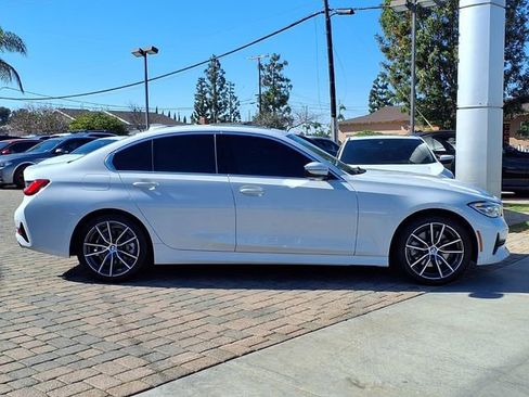 Used 2021 BMW 330i Sedan w/ Premium Package image 6