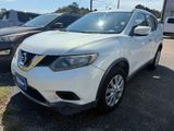 Used 2014 Nissan Rogue S image 2