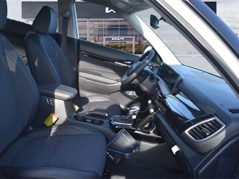 New 2026 Kia Seltos S image 12