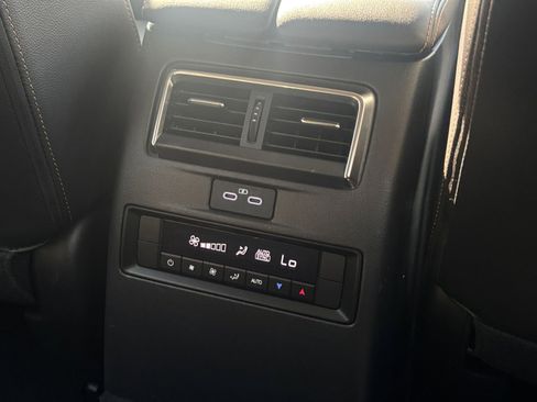 Used 2025 MAZDA CX-90 3.3 Turbo w/ Preferred Package image 26