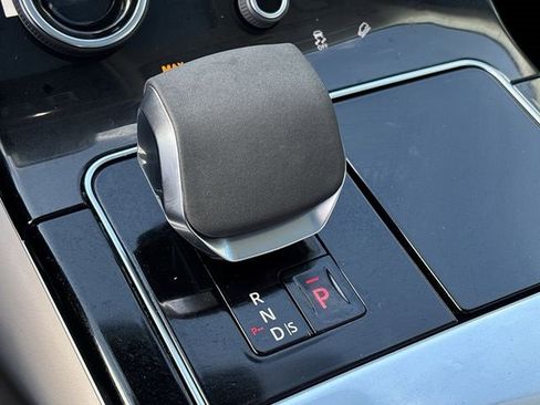 Used 2023 Land Rover Range Rover Velar R-Dynamic S image 15