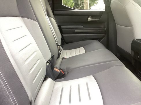 Used 2024 Toyota Tacoma TRD Sport AWD/4WD image 4