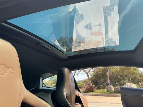 Used 2017 Jaguar F-TYPE R image 30