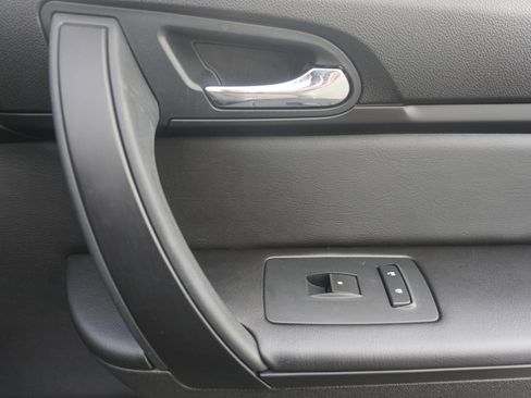 Used 2016 Chevrolet Traverse LT w/ Style and Technology Package image 22