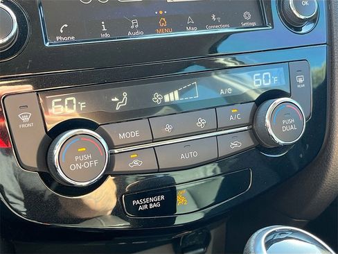 Used 2022 Nissan Rogue Sport SL image 16