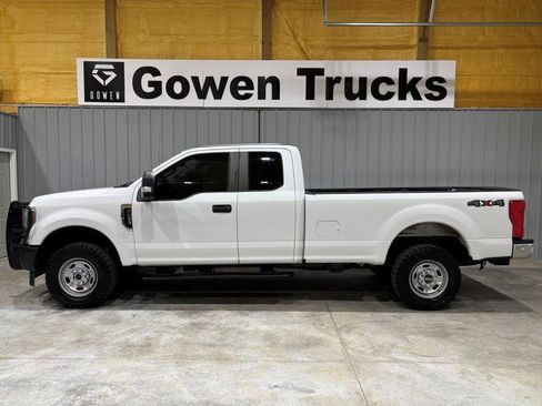 Used 2019 Ford F250 XL w/ Power Equipment Group image 2