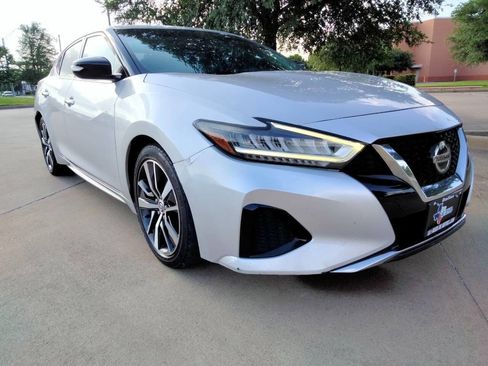Used 2020 Nissan Maxima 3.5 SV w/ Floor Mat Group image 3
