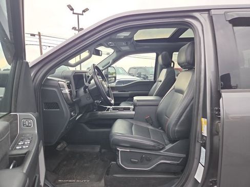 Used 2023 Ford F250 Lariat w/ Lariat Ultimate Package AWD/4WD image 11